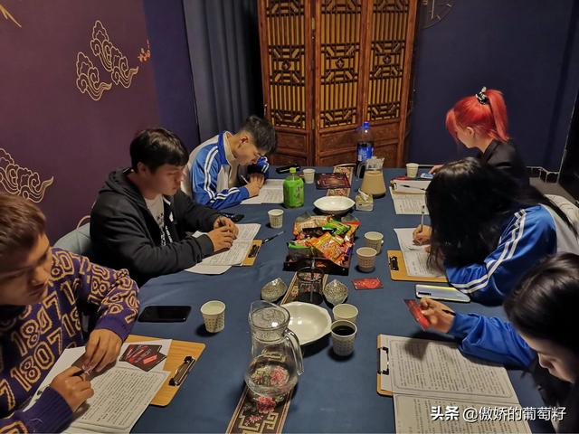 剧本杀隐藏着灰色产业（剧本杀存在着的行业乱象）-行行副业